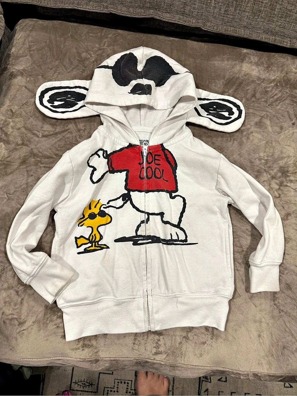 Peanuts Snoopy Graphic Zip Hoodie